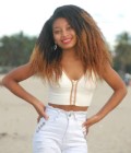Dating Woman Madagascar to toamasina  : Brina, 21 years